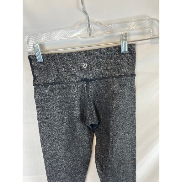 Lululemon Wunder Under High Rise Legging Chevron Print Cropped Size 2 - Picture 8 of 10